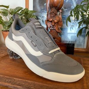 Vans Ultra Range Exo size 11 Pewter/ Drizzle